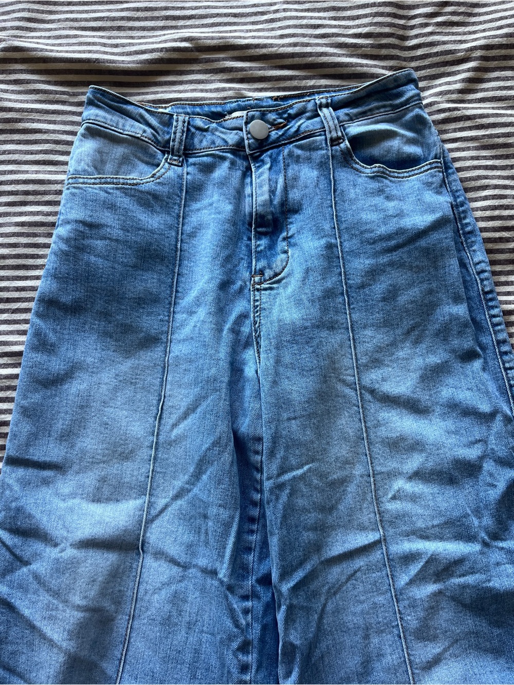Skies Are Blue Light Blue High-Rise Cropped Jeans with Front Seams - Picture 5 of 10